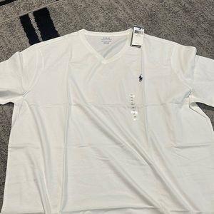 Men’s v neck polo by Ralph lauren T-shirt white size XXl